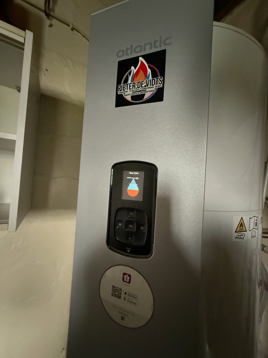 Atlantic warmtepompboiler geplaatst. Zuinig alternatief voor een elekt